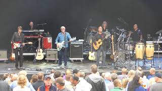 10CC - &quot;The Dean And I&quot; - live @ Hvalstrandfestivalen 2017
