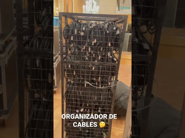 Vídeo relacionado con Clips Organizador de Cables de Silicona, Portacables de Silicona, Portacables Autoadhesivo con Forma de Animal, para Escritorio, Mesita de Noche, Cable de Carga, USB, Audio (Oso)