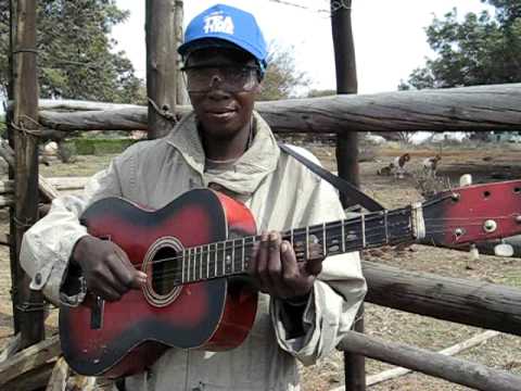 Botswana Music Guitar – Ronnie "Pidipidi"