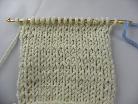 Knooking - Stockinette Stitch - hatnut wool by Pro Lana