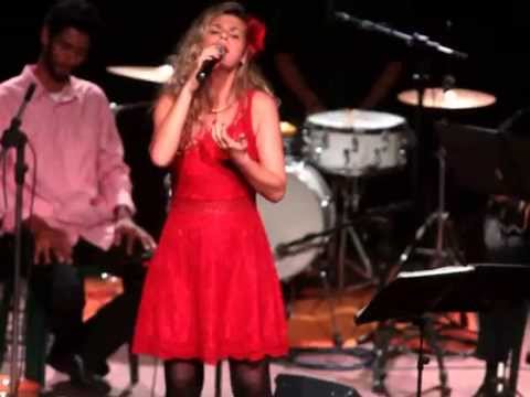 download lagu mp3 mp4 Giselle Maria, download lagu Giselle Maria gratis, unduh video klip Giselle Maria