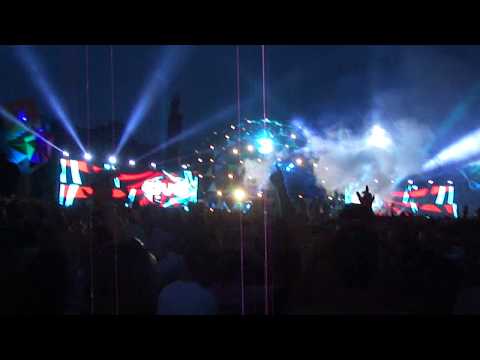 Paul Van Dyk playing System F vs Armin van Buuren - Exhale @ Electronic Family 2015