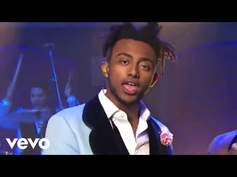 Aminé - Wedding Crashers ft. Offset (Live From Late Night With Seth Meyers/2017)