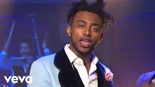 Aminé - Wedding Crashers (Live From Late Night With Seth Meyers/2017) ft. Offset