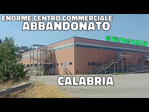 Huge abandoned shopping center in Calabria! *Emmezeta and Despar* *Urbex Italia*