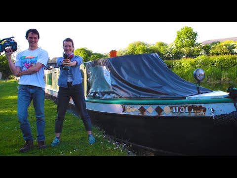 Ep4 Narrowboat Renovation - Building our FLOATING Coffee Shop
