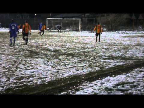 SECVENTE DIN TIMPUL MECIULUI AS BERZASCA - SEMENICUL VALIUG , PRIMUL MECI DIN LIGA A IV-a CARAS- SEVERIN JUCAT IN NOCTURNA ( 3 ) , 27 MARTIE 2013 , SUT SILVIU IZVERNAR