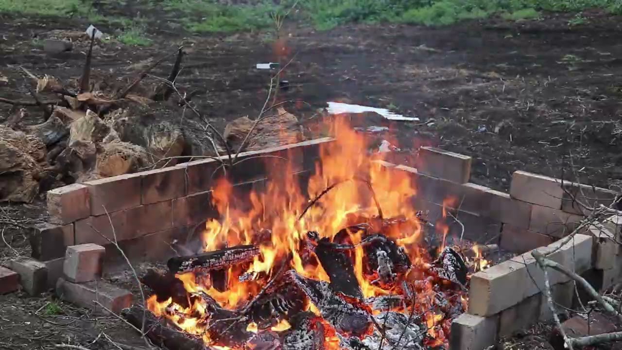 竹の根や杉の枝の焼却作業と木材から角材を作る｜倍速作業