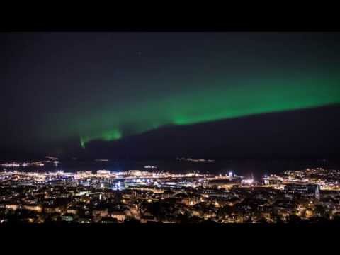 Nordlys over Trondheim natt til 18.10.2014