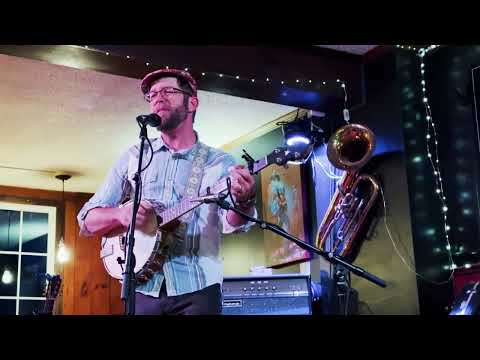 Old Man Luedecke - Joy Of Cooking (Live from The Cove Inn)