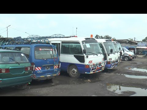 LE CAMEROUN, COMME IL VA... DOUALA SOUS CLOCHE: LE SOUFFLE ÉCONOMIQUE SUSPENDU - EQUINOXE TV