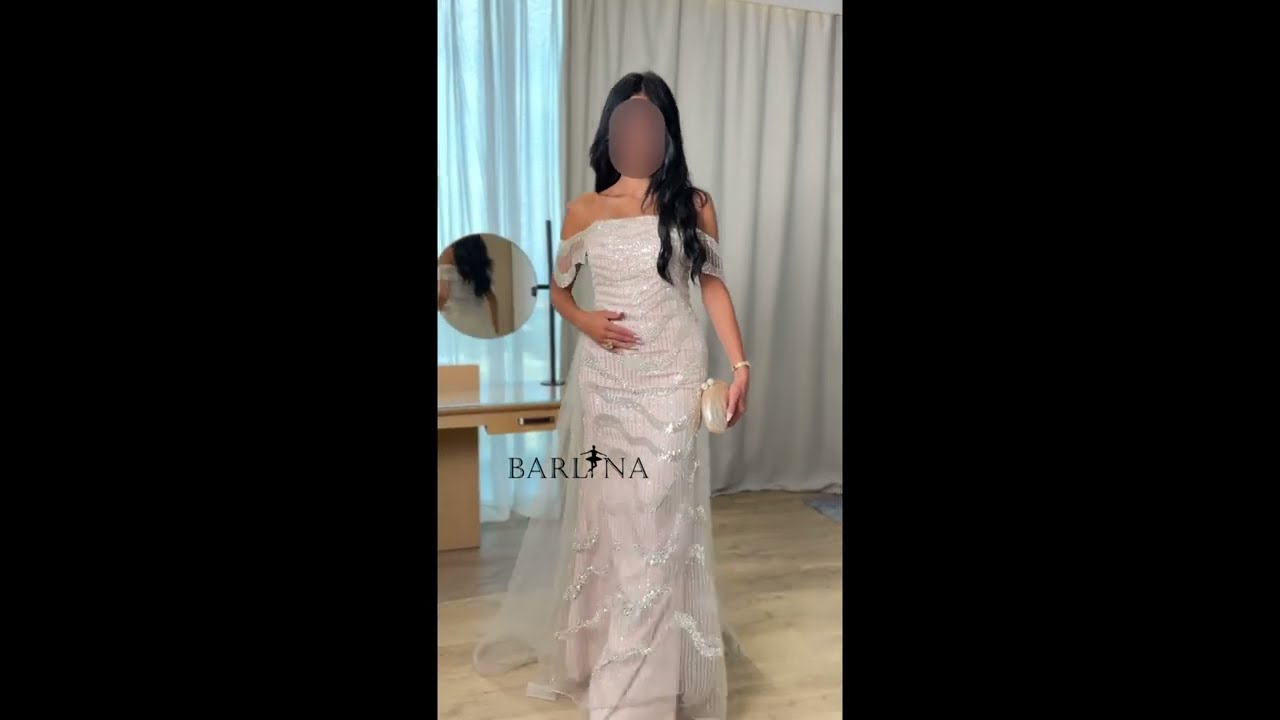 فستان سهرة بأكتاف منسدلة مطرزة - XXL