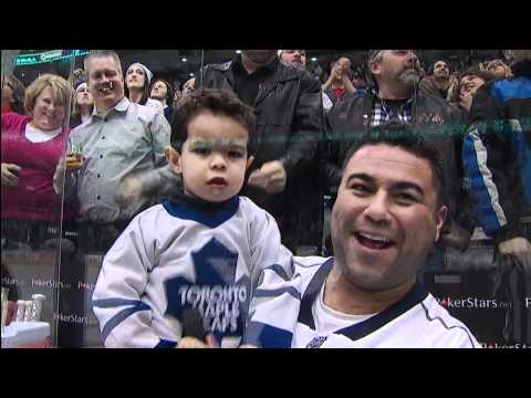 Bozak Goal - Sabres 1 vs Leafs 2 - Mar 12th 2011 (HD)