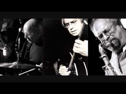 Paul Motian Trio - Misterioso