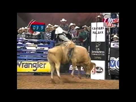 Ty Murray vs Millenium - 01 PBR Houston (90 pts)