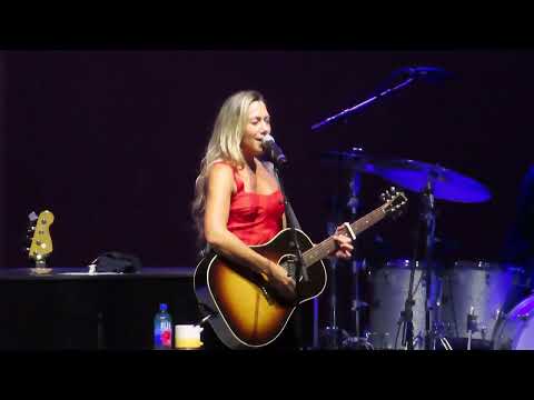 2023 06 30 Colbie Caillat - Circles