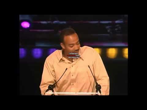 Doug Williams roasted at a roast by Jamie Foxx. (2003)