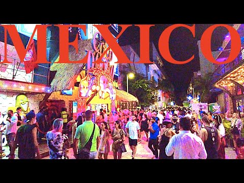 Playa Del Carmen 10th AVENIDA ON HALLOWEEN NIGHT | MEXICO🇲🇽