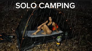 CAMPING ALONE IN THE FOREST AT NIGHT - CAMPING ALONE AFTER A LONG RAINY DAY IN A COZY AND WARM TENT🔥