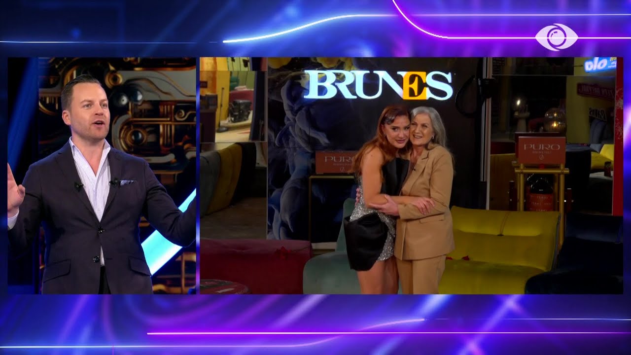 Vesa takon mes lotësh dhe përmallimit nënën e saj