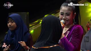 Download lagu Aja Ditangisi - Anik Arnika Jaya Live Desa Bulakpacing Dukuhwaru Tegal mp3