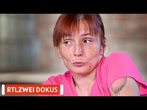 Null Nerven fürs Amt: Carola verzweifelt am Hartz-IV-Antrag 😩 | Carolas Welt | RTLZWEI Dokus #01