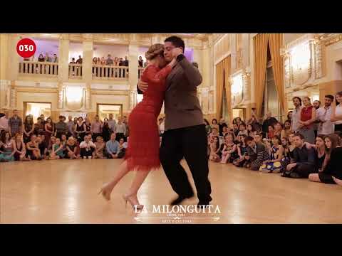 Lo vi en tus ojos (Tango 1944) Alberto Carol con la Tipica Victor