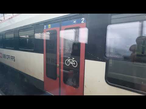 Olten Bahnhof SO / Ausfahrt mit dem IR Zusammen mit S Bahn Domino