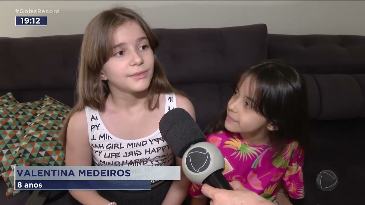 PRESENTÃO DE ANIVERSÁRIO: JOVEM INTERNADA APÓS CHEIRAR PIMENTA RECEBE ALTA