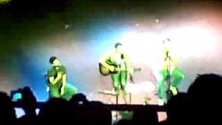 Stephen Lynch - Down the old pub instead