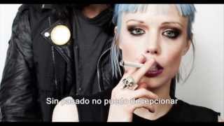 Crystal Castles - Affection (Subtitulada al español) III