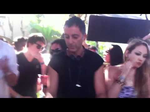 Dubfire @Warung playing Hungry for the power ( jamie jones