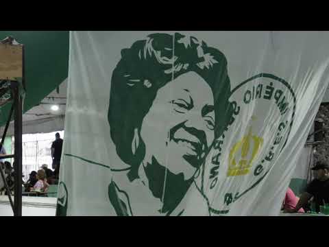 Velha Guarda Show do Império Serrano | Terreiro do Império Serrano em Madureira