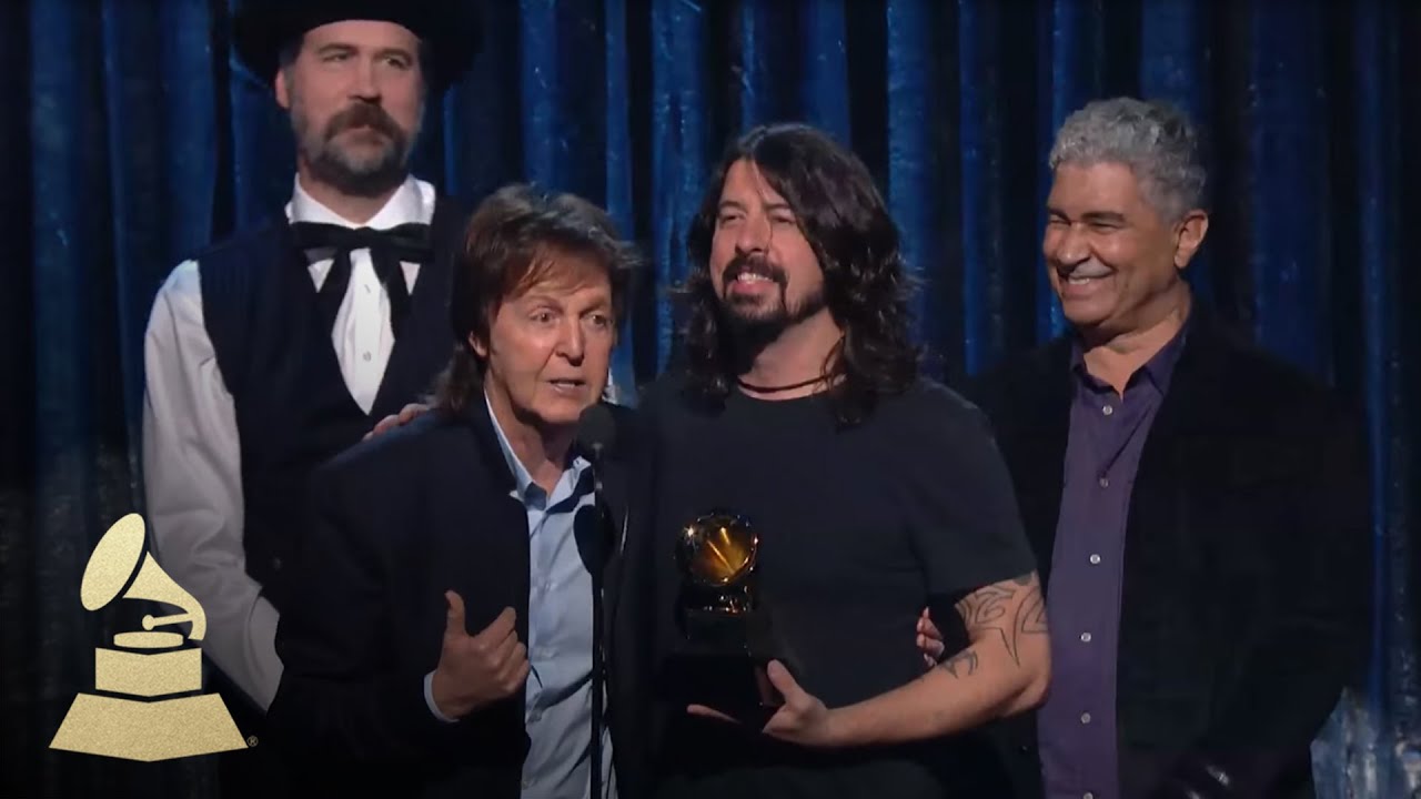 Paul McCartney, Dave Grohl, Krist Novoselic and Pat Smear Win Best Rock Song | GRAMMYs - YouTube
