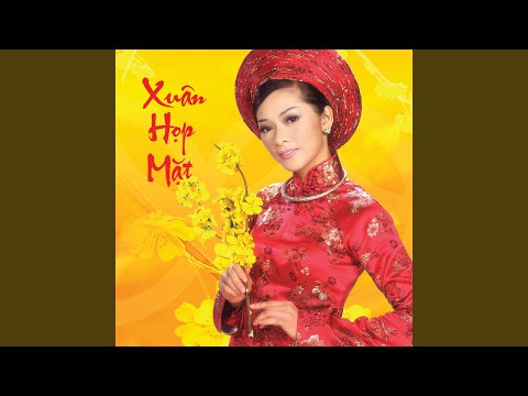 Thể hiện bởi Hương Lan