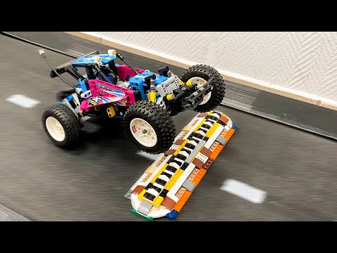 Lego Buggy Cars Vs Massive Speed Bumps. Cars vs Treadmill LEGO Technic 42124