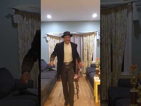 Og Nooney Noon 70YRS young....rocking to Toney Fountaine