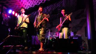 Dead End Avenue - How you remind me (Nickelback Cover) @Live at Ambigú