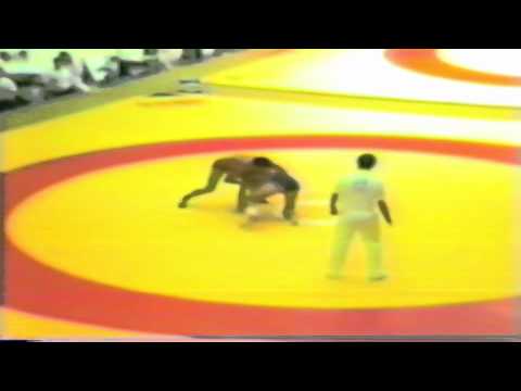 1987 Senior World Championships: 90 kg Zevegiin Duvchin (MGL) vs Akeo Akaishi (JPN)
