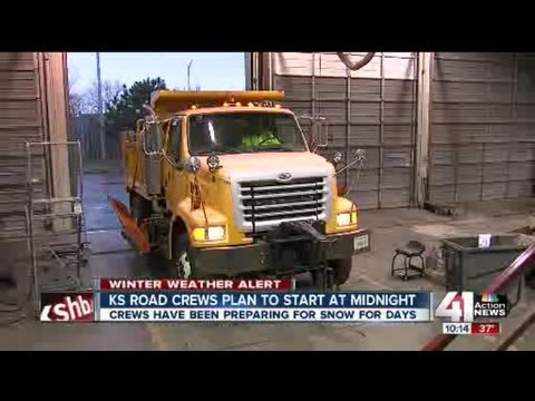 Kansas crews prepare for snowstorm