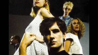 The Go-Betweens - Poison in the walls