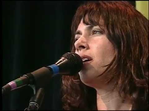 Susanna Hoffs Singing At The 1997 Lilith Fair