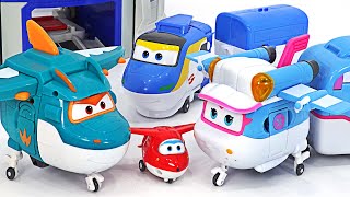 Download the video "Super Wings high-speed train Tony, food truck Lime, transforming dinosaur Tino! Go! | DuDuPopTOY"