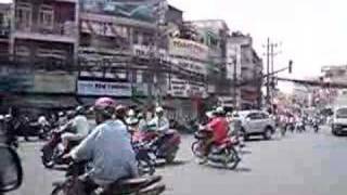 preview picture of video 'traffic in saigon'