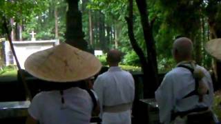 preview picture of video 'Okugake 2011  part 11   Nachi village, with Saint Hayashi JITSUKAGA'