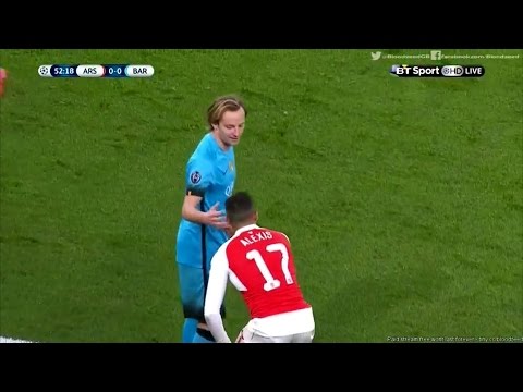 Ivan Rakitic vs Arsenal - CL Away - 23.02.2016 - HD