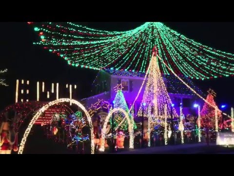 Kloos Family Lights 2015- Space Jam Various Artists LOR