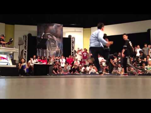 Redbull BC ONE JAPAN Cypher 2013 Semi-final Issei Vs Just Fit