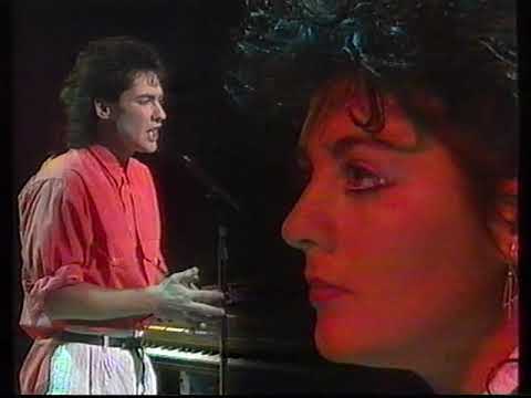 LuvBug..."On My Own"...UTV Live 1986
