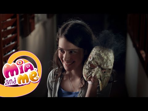 Mia and me - This place is haunted